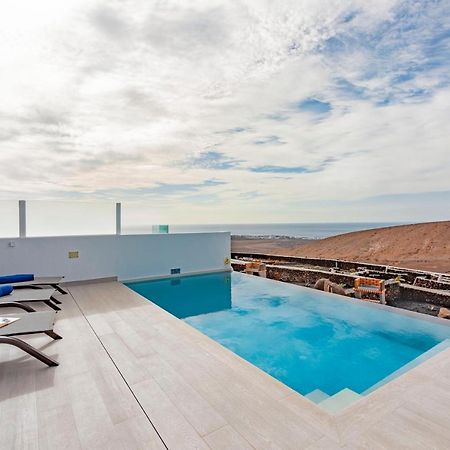 Villa Papaya Tias Exterior photo
