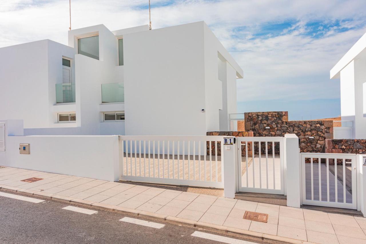 Villa Papaya Tias Exterior photo